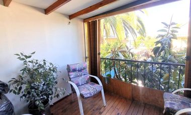 Amplia Casa de 3 pisos en La Florida!