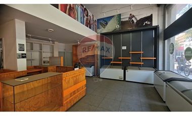 3 Locales Com. + Oficina + Bodega en Patronato