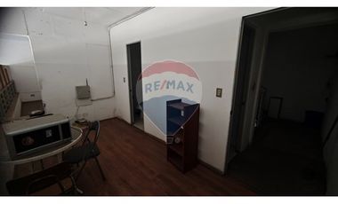 3 Locales Com. + Oficina + Bodega en Patronato