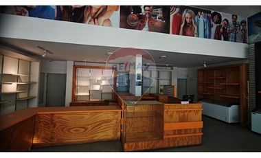 3 Locales Com. + Oficina + Bodega en Patronato