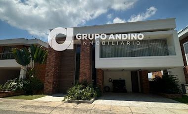 ARRIENDO de CASAS en PIEDECUESTA