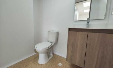 CONSULTORIO EN ARRIENDO UBICADO EN EL POBLADO SECTOR SAN DIEGO
