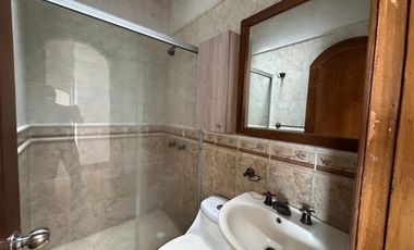 APARTAMENTO EN ARRIENDO EN AV ALBERTO MENDOZA/MANIZALES