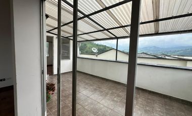 APARTAMENTO EN ARRIENDO EN AV ALBERTO MENDOZA/MANIZALES