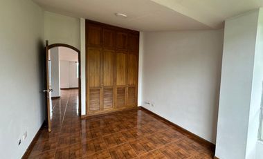 APARTAMENTO EN ARRIENDO EN AV ALBERTO MENDOZA/MANIZALES