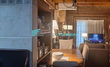 Casa en Monte Grande sobre gran lote con piscina muy buena ubicación