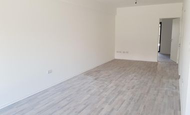 Departamento 2 ambientes con Cochera -  ALQUILER - Lomas de Zamora Oeste