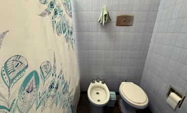 Casa en Wilde tres ambientes en venta