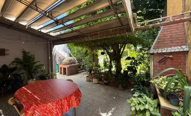 Casa en Wilde tres ambientes en venta