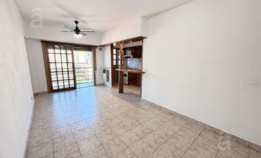 Departamento en Alquiler en Villa Ballester - Céntrico -2 ambientes amplio- Muy luminoso