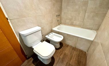 Departamento 2 Ambientes en Alquiler – Castelar Norte, calle Arias