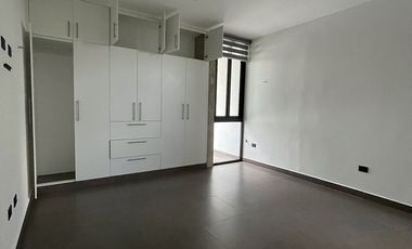 Renta en privada Arborea | con tres recámaras, sala de tv, alberca