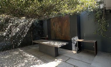 Amplia casa en Jardines de la Montaña