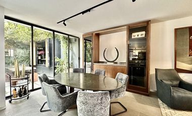 Amplia casa en Jardines de la Montaña