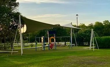 CASA RESIDENCIAL DE LUJO EN VENTA EN PRIVADA AL NORTE DE MERIDA