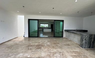 CASA EN VENTA DE 1 PISO CON 4 HABITACIONES EN DZITYA. MERIDA