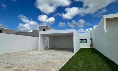 CASA EN VENTA DE 1 PISO CON 4 HABITACIONES EN DZITYA. MERIDA