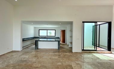 CASA EN VENTA DE 1 PISO CON 4 HABITACIONES EN DZITYA. MERIDA