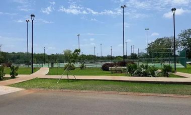 CASA EN VENTA DE UNA PLANTA EN PRIVADA JARDINES LA REJOYADA