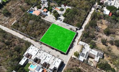 Terreno en Temozón | Esquina | 2000 m2