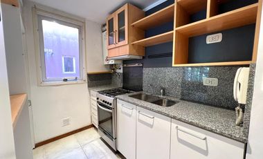 Monoambiente con balcon en alquiler en San Isidro