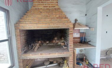 EN VENTA CASA 3 DORMITORIOS EN PLOTTIER