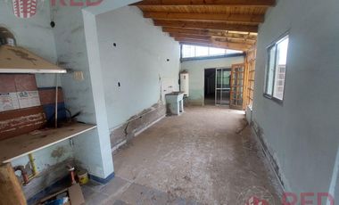 EN VENTA CASA 3 DORMITORIOS EN PLOTTIER