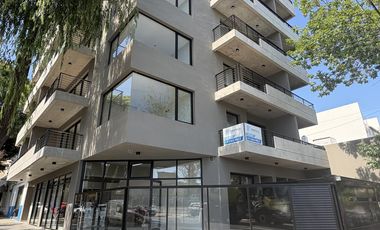 Monoambiente con Amplio balcón al Frente!!!