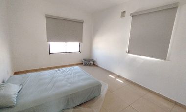 CASA EN VENTA  EN PRIVADA RESIDDENIAL EN CONKAL  DE 4 RECAMARAS