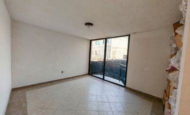 CASA A LA VENTA EN JARDIN BALBUENA