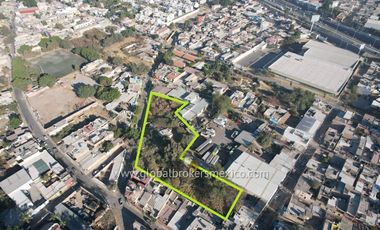 Terreno en Venta en Santa María Tequepexpan, Tlaquepaque, Jalisco