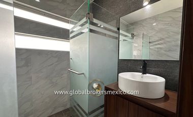 Excelente Casa Nueva en Venta, Coto Privado en Lomas de la Soledad, Tlaquepaque