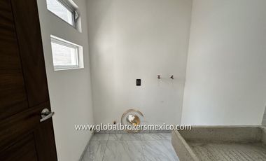 Excelente Casa Nueva en Venta, Coto Privado en Lomas de la Soledad, Tlaquepaque