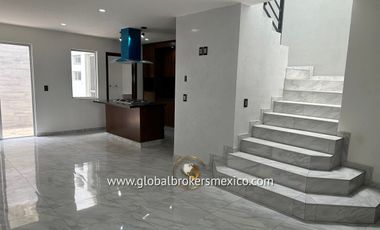 Excelente Casa Nueva en Venta, Coto Privado en Lomas de la Soledad, Tlaquepaque