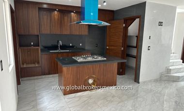 Excelente Casa Nueva en Venta, Coto Privado en Lomas de la Soledad, Tlaquepaque