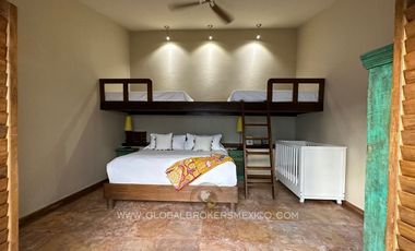 Lujosa Casa con Alberca Privada en Ajijic, Chapala, Jalisco.