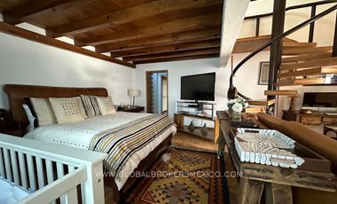 Lujosa Casa con Alberca Privada en Ajijic, Chapala, Jalisco.