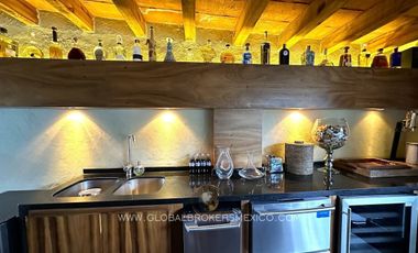 Lujosa Casa con Alberca Privada en Ajijic, Chapala, Jalisco.