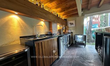 Lujosa Casa con Alberca Privada en Ajijic, Chapala, Jalisco.