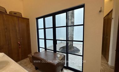 Lujosa Casa con Alberca Privada en Ajijic, Chapala, Jalisco.