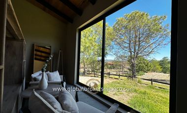 Cabaña Amueblada en Venta! Ubicada en el Fracc. Tapalpa Country Club, Jalisco.