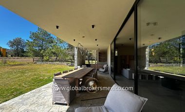 Cabaña Amueblada en Venta! Ubicada en el Fracc. Tapalpa Country Club, Jalisco.