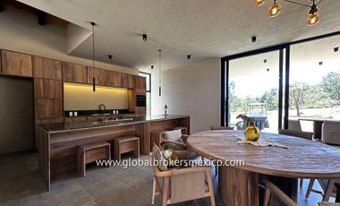 Cabaña Amueblada en Venta! Ubicada en el Fracc. Tapalpa Country Club, Jalisco.