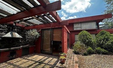 Casa con enorme potencial en Jardines del Pedregal – Hazla a tu medida