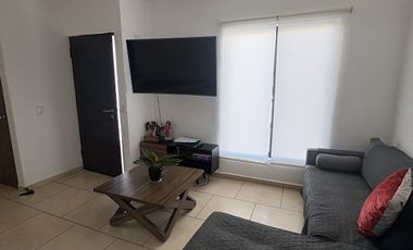 Se Renta casa en el Condado Corregidora condominio Los Naranjos. 2