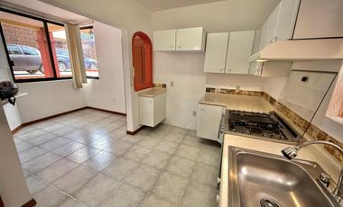 RENTA DE CASA EN CONDOMINIO