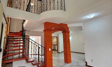 RENTA DE CASA EN CONDOMINIO