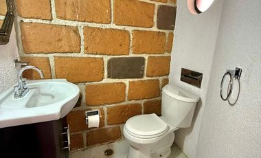 RENTA DE CASA EN CONDOMINIO