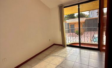 RENTA DE CASA EN CONDOMINIO