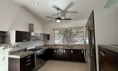 Casa de una sola planta en venta en Villas la hacienda